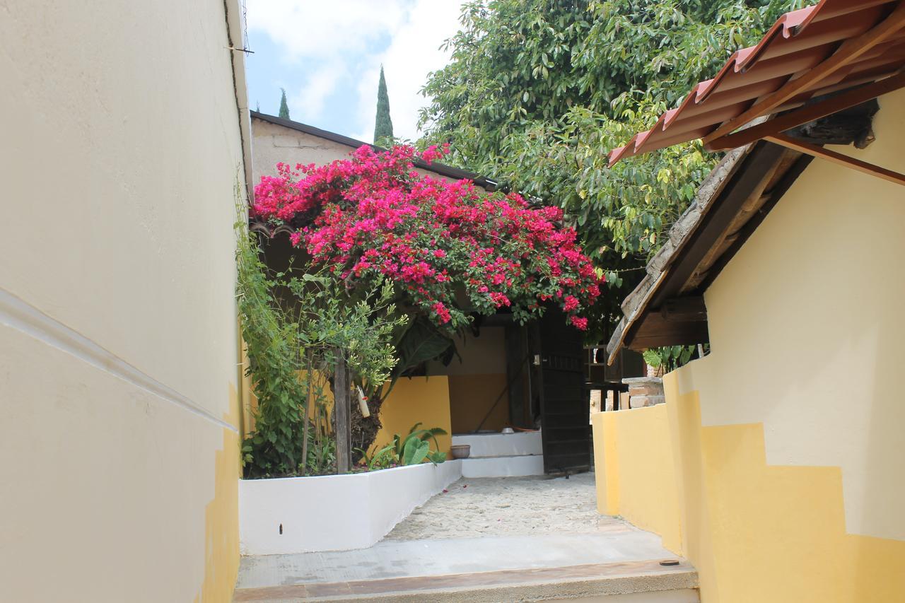 De Las Flores Hotel Комитан-де-Домингес Экстерьер фото